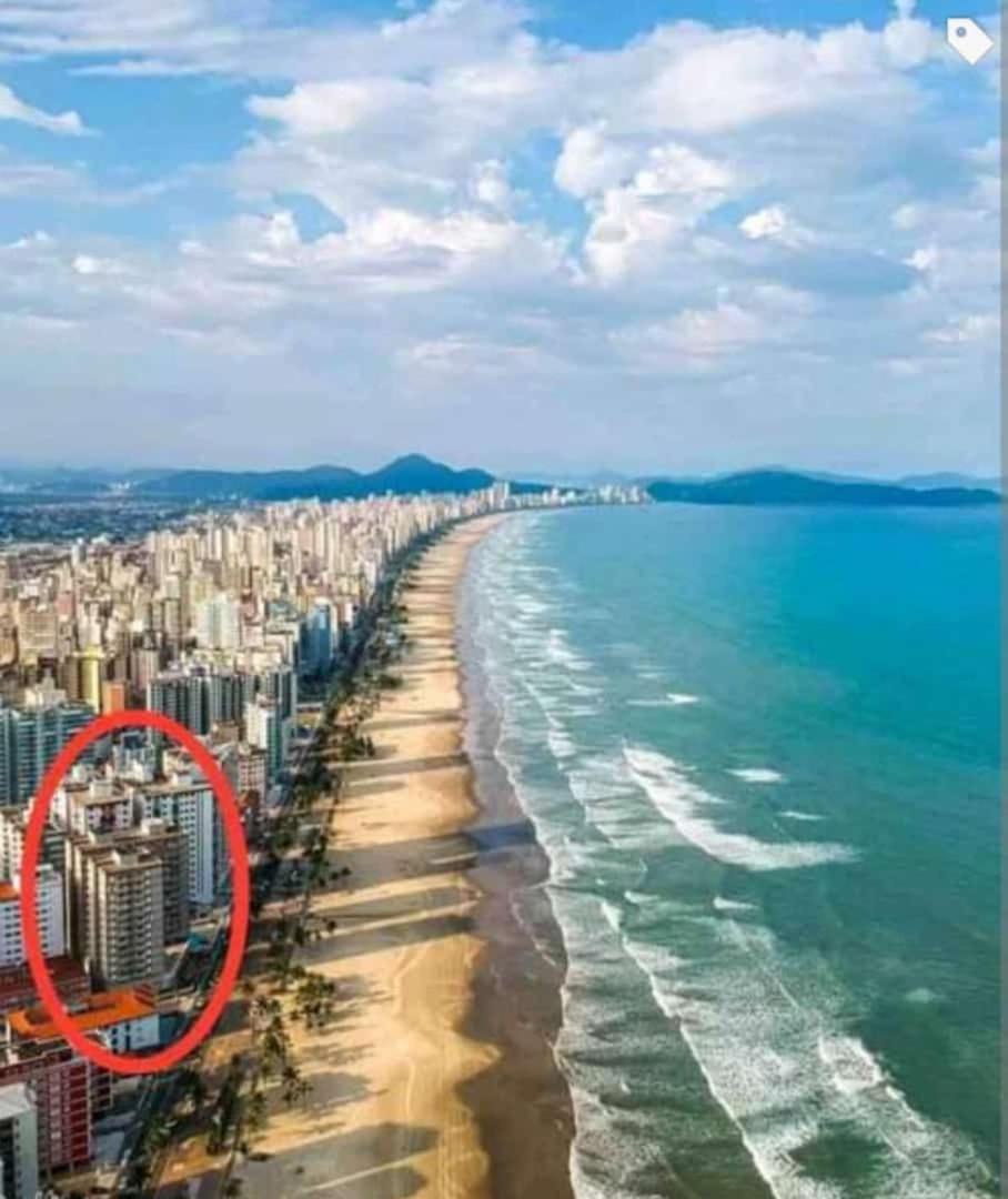 Apartamento Frente Ao Mar Com Varanda E Piscina Praia Grande  Exterior photo