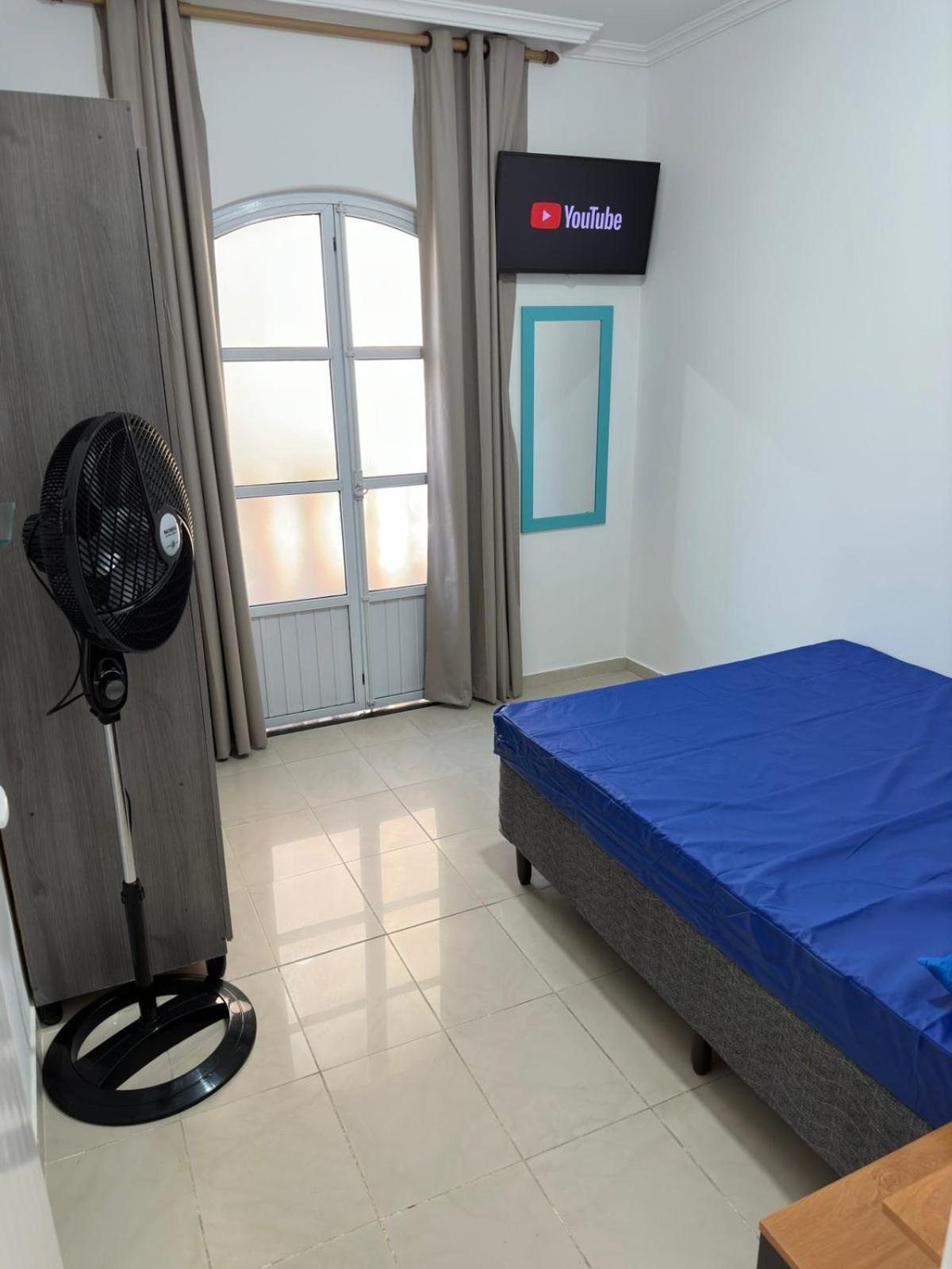 Apartamento Frente Ao Mar Com Varanda E Piscina Praia Grande  Exterior photo